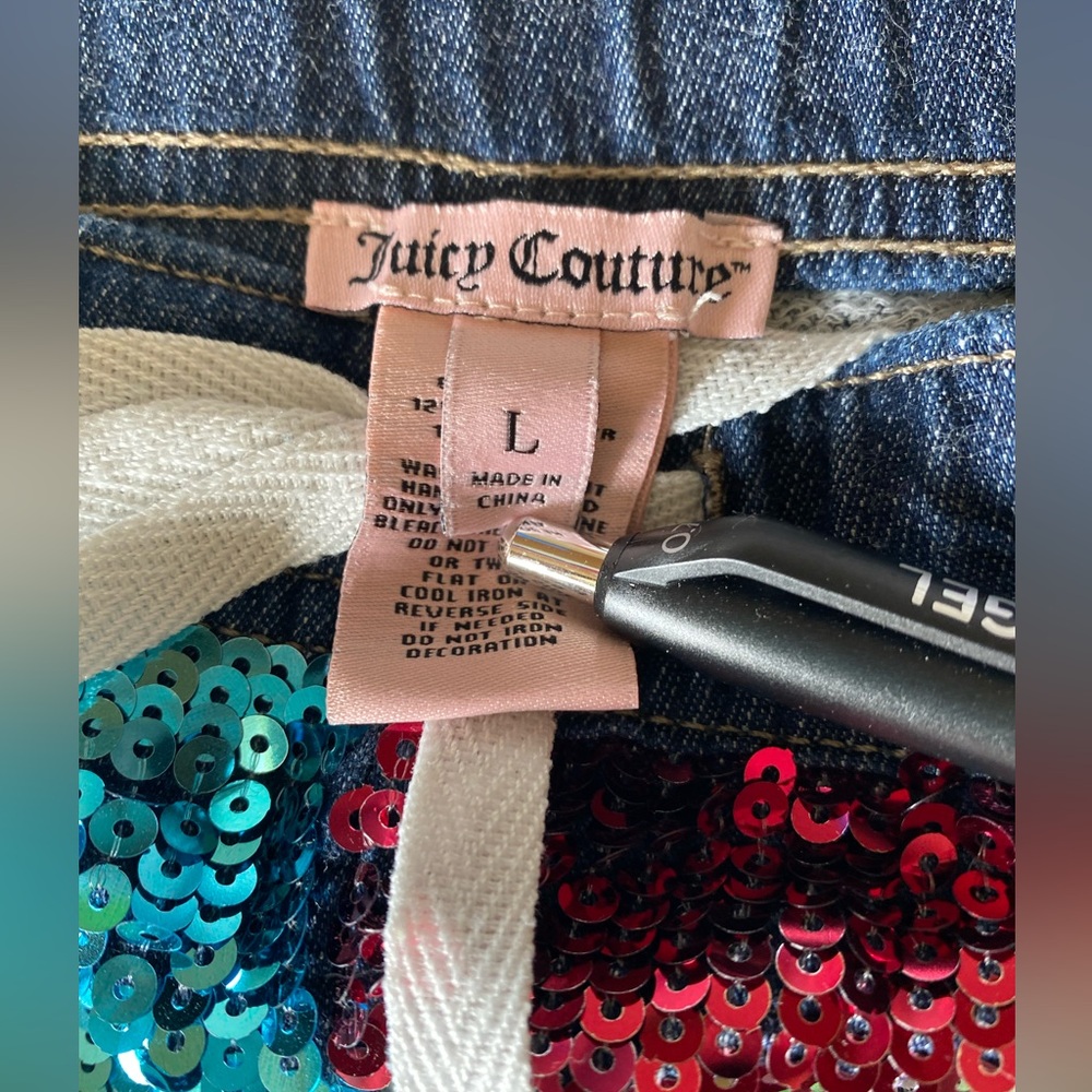JUICY COUTURE American Flag Sequins Patriotic July 4th Bling Denim Shorts Size L - Picture 8 of 9
